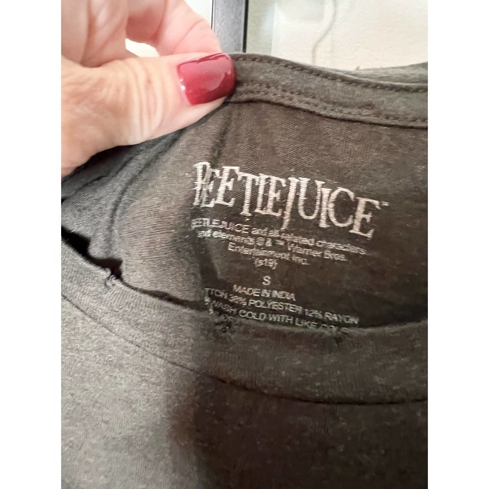 BEETLEJUICE Graphic Tee - Picture 3 of 4